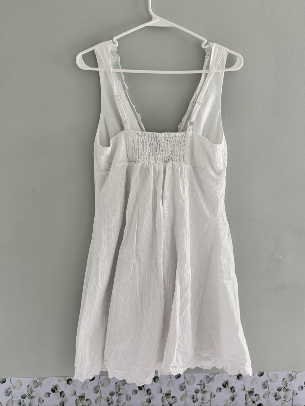 wild fable White Eyelet Button V-Neck Mini Dress - Picture 7 of 8